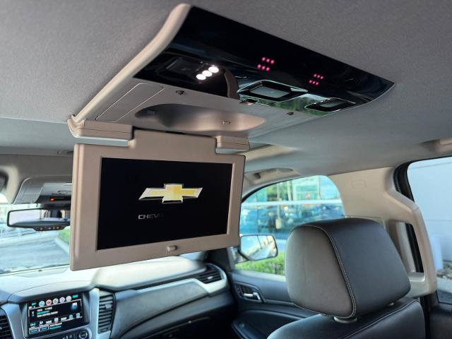 Used 2020 Chevrolet Suburban Premier AWD/4WD image 14
