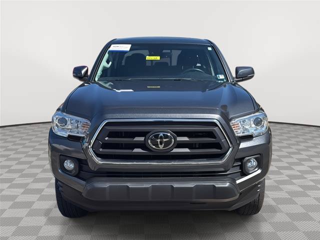 Used 2023 Toyota Tacoma SR5 w/ Technology Package AWD/4WD image 3