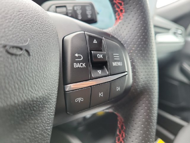 Certified 2024 Ford Escape ST-Line w/ Tech Pack #1 AWD/4WD image 16