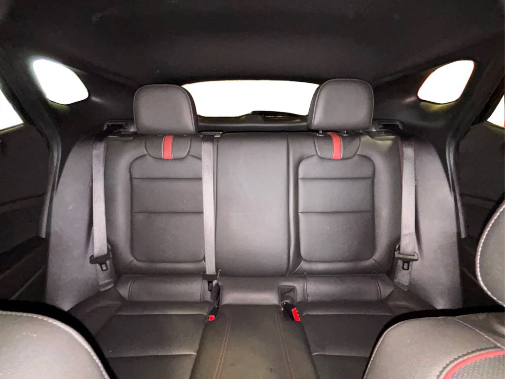 Used 2025 Chevrolet Trax RS w/ Sunroof Package FWD image 23