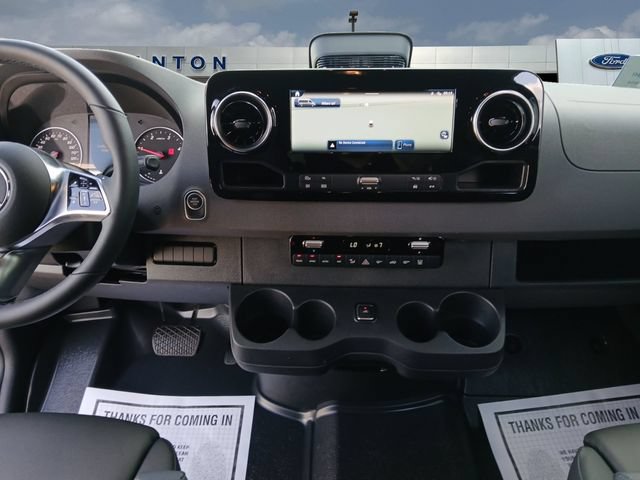 Used 2026 Mercedes-Benz Sprinter 2500 image 11