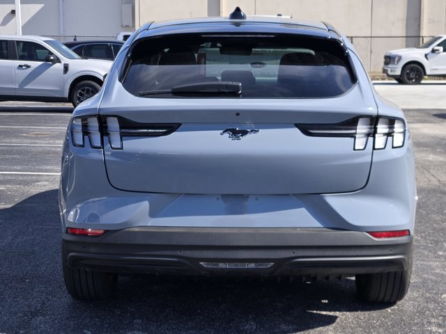 Certified 2025 Ford Mustang Mach-E Premium image 2