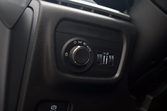 Used 2021 Jeep Grand Cherokee L Laredo AWD/4WD image 9