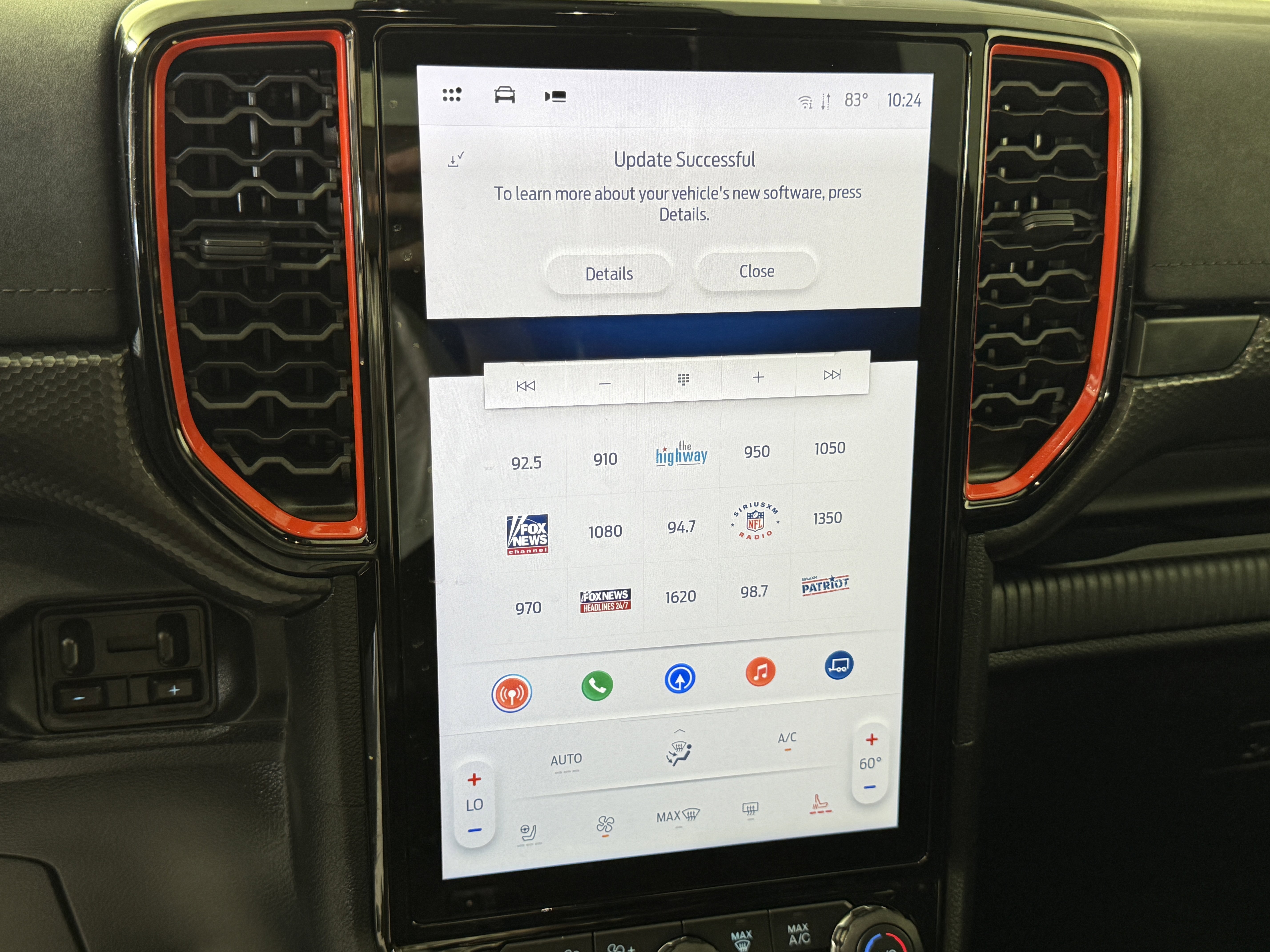 Certified 2025 Ford Ranger Raptor AWD/4WD image 18