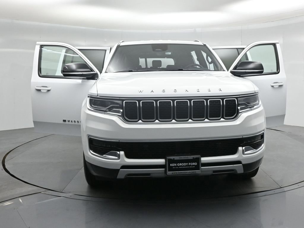 Used 2024 Jeep Wagoneer L Series II image 52