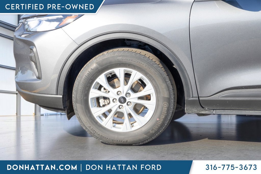 Certified 2023 Ford Escape Active AWD/4WD image 31