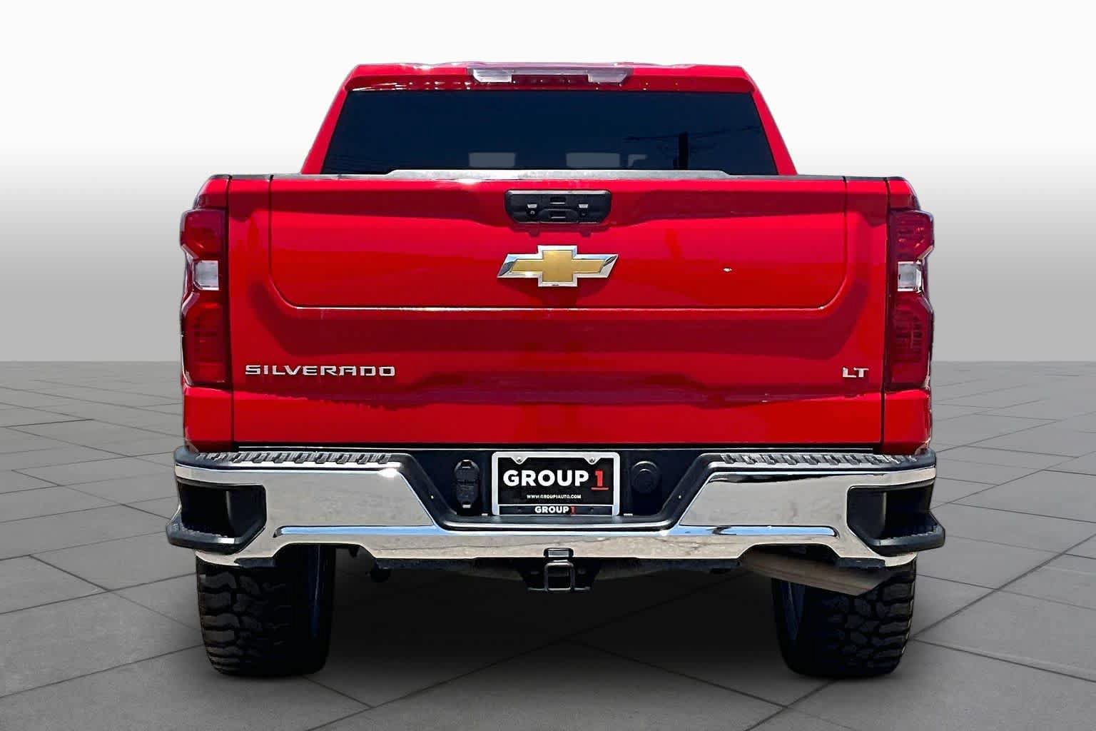 Used 2022 Chevrolet Silverado 1500 LT RWD image 3