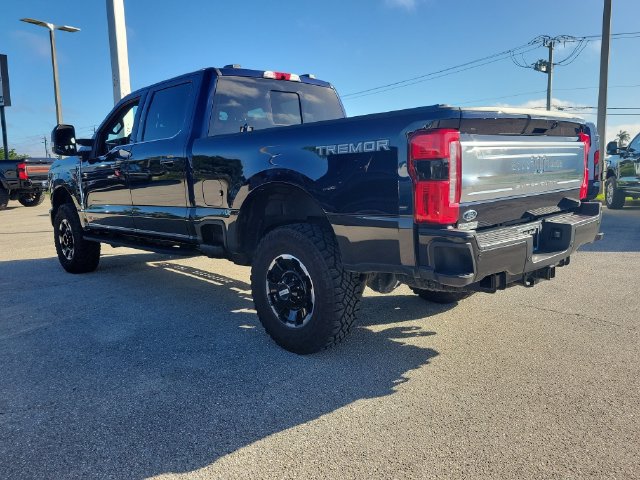 Certified 2025 Ford F350 King Ranch w/ Tremor Off-Road Package AWD/4WD image 4