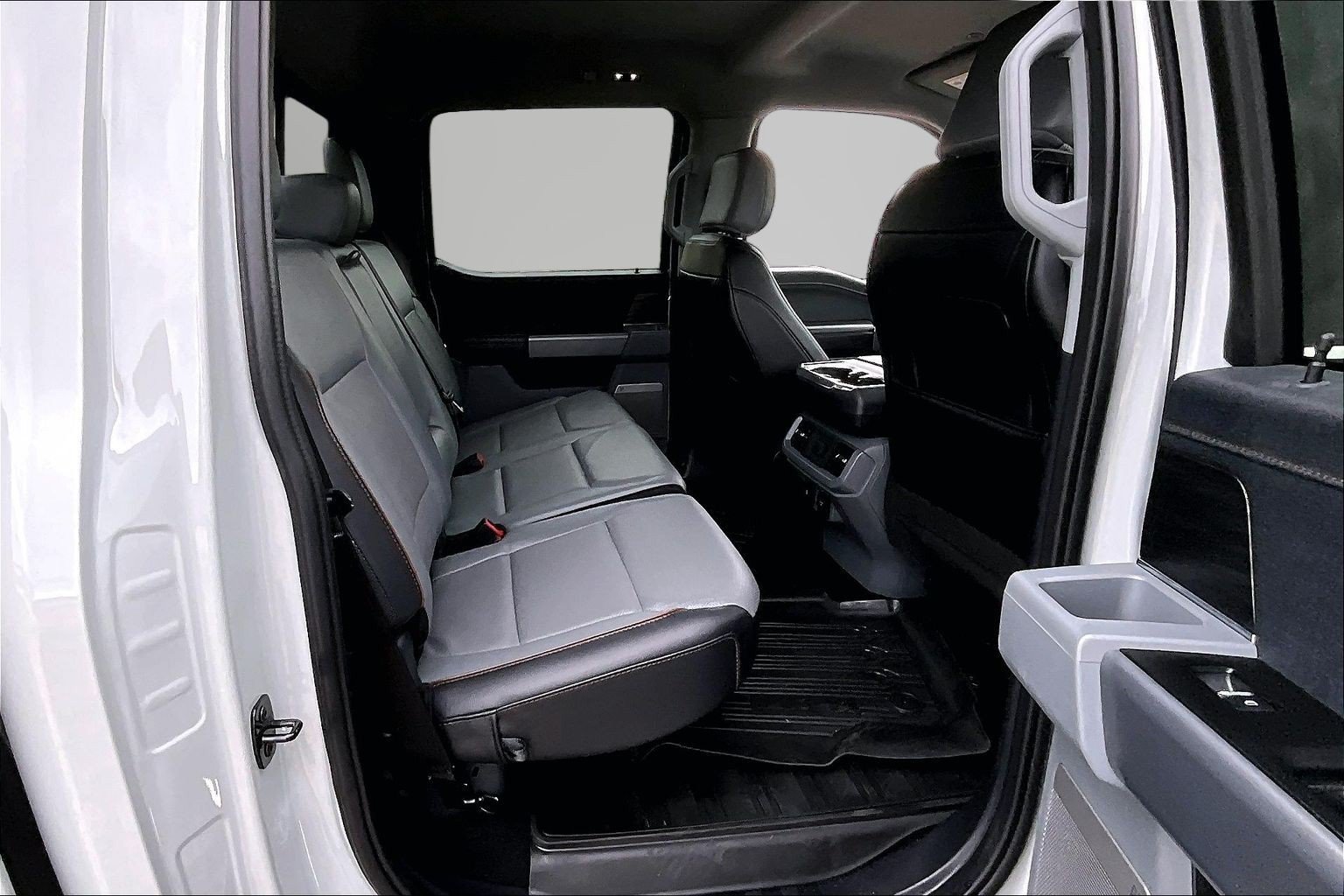 Certified 2024 Ford F150 Lariat AWD/4WD image 17