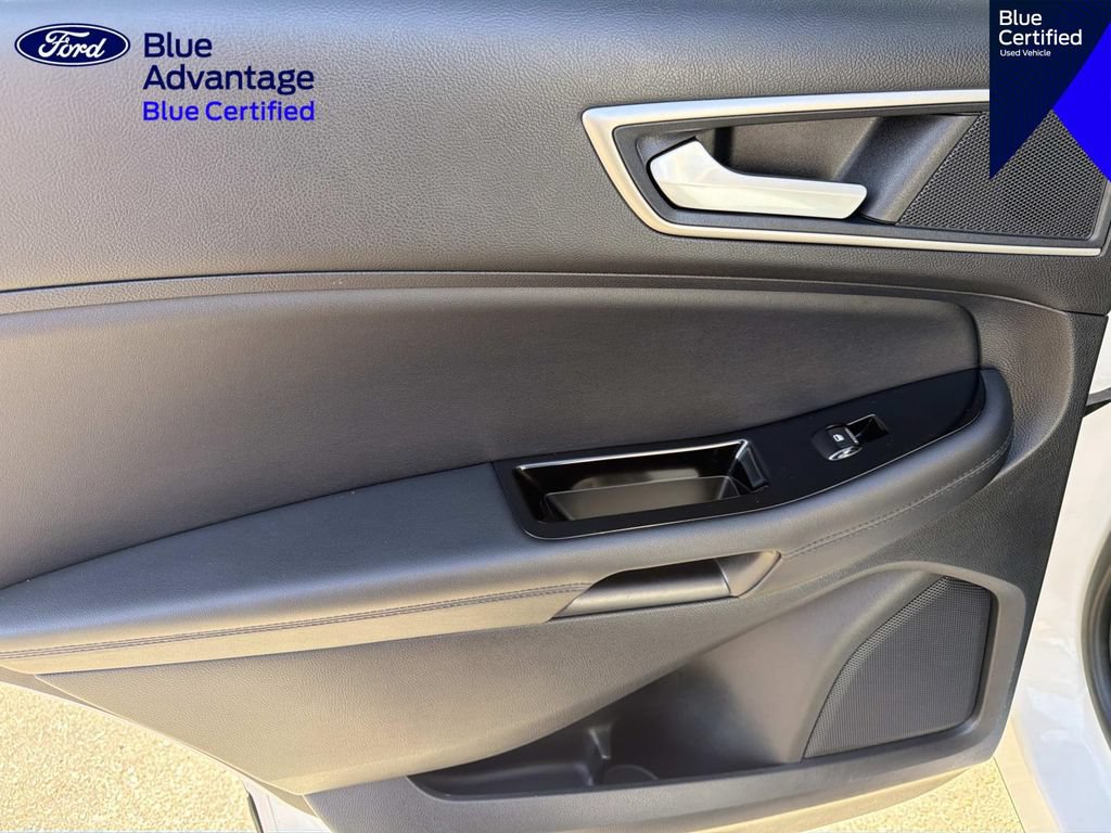 Certified 2018 Ford Edge SEL FWD image 11