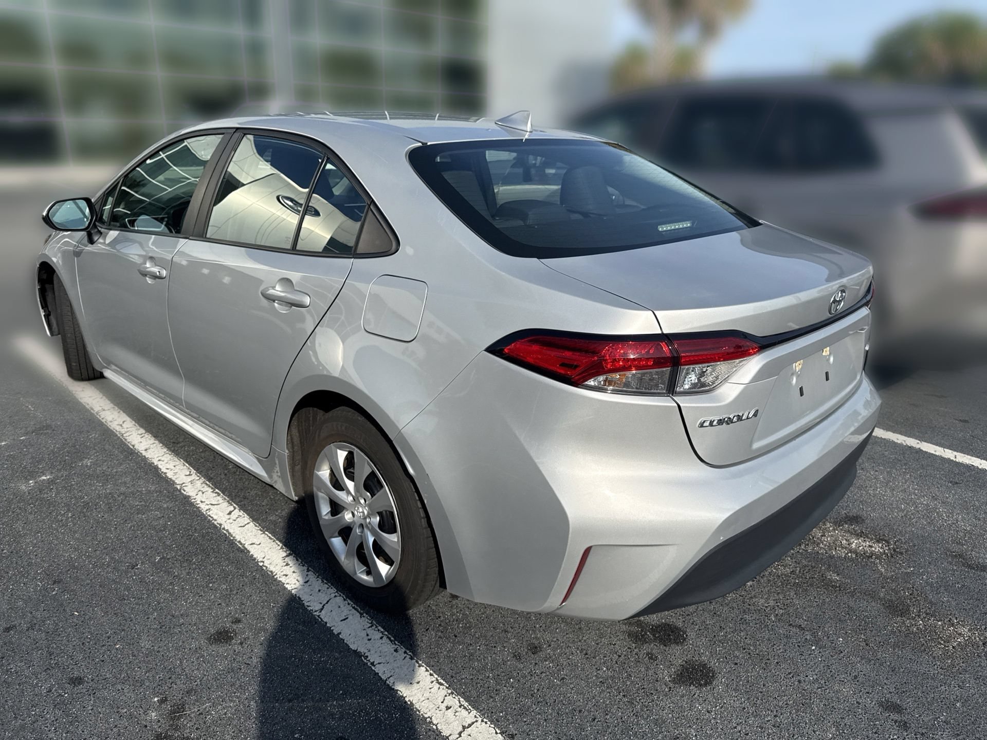 Used 2024 Toyota Corolla LE FWD image 7
