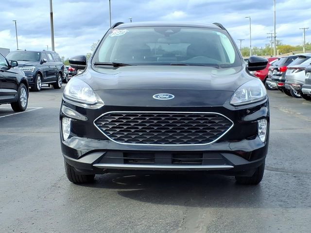 Certified 2022 Ford Escape SEL w/ Technology Package AWD/4WD image 2