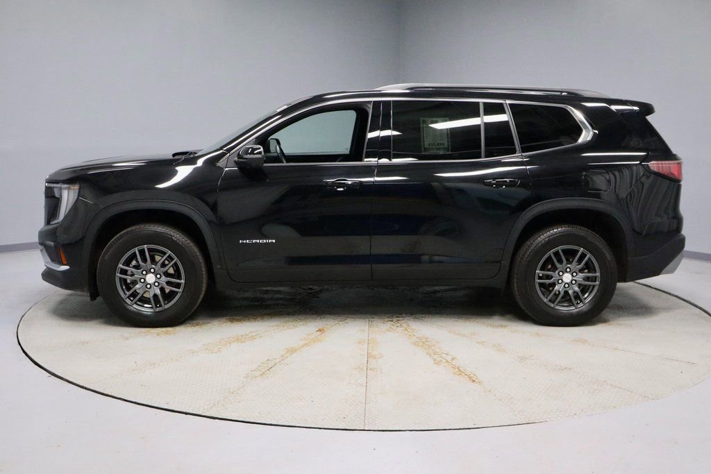 Used 2025 GMC Acadia Elevation image 2