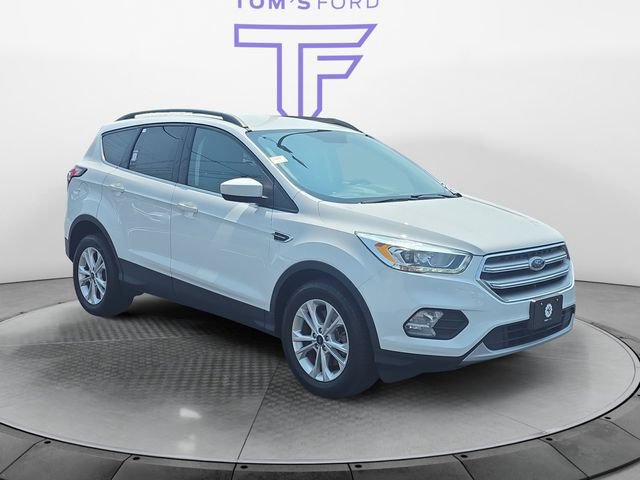Certified 2017 Ford Escape SE w/ Equipment Group 201A AWD/4WD image 9