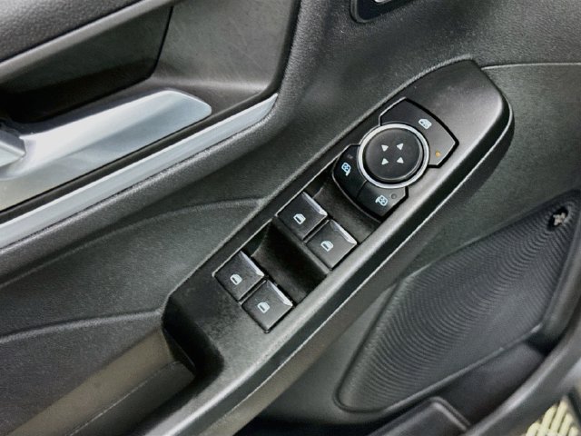 Certified 2025 Ford Escape SE w/ PHEV Premium Package FWD image 18