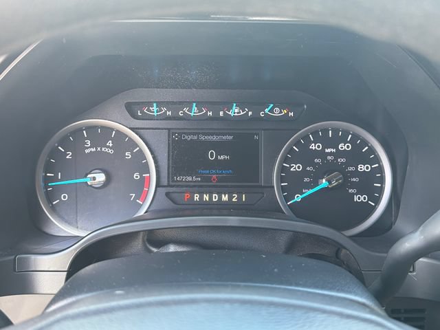 Certified 2019 Ford F250 XLT w/ XLT Premium Package AWD/4WD image 28