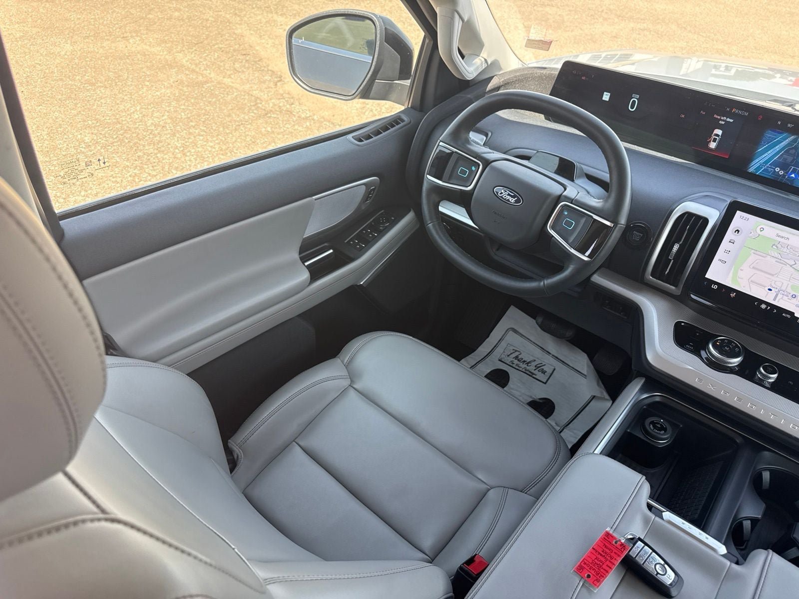 Certified 2025 Ford Expedition Active AWD/4WD image 32