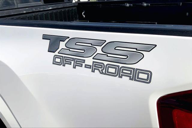 Used 2022 Toyota Tacoma SR w/ SR Convenience Package RWD image 10
