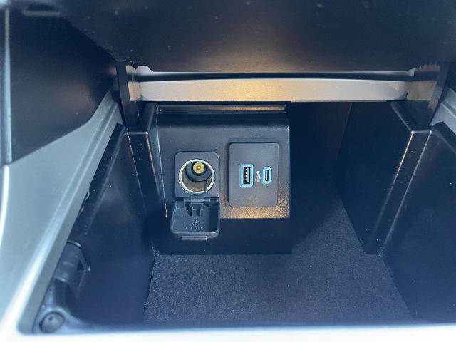 Certified 2021 Ford Explorer XLT w/ Class III Trailer Tow Package AWD/4WD image 28