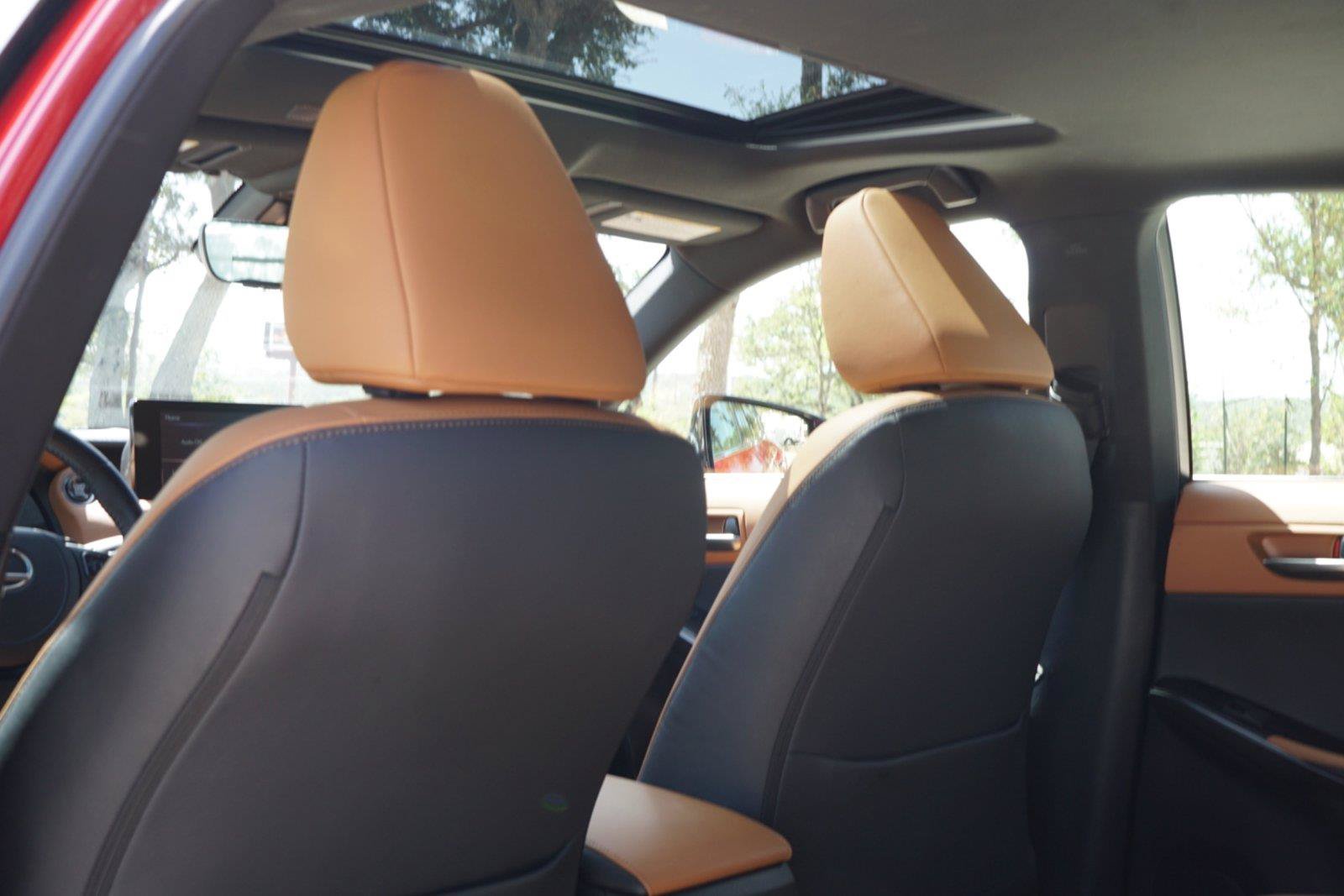 Used 2025 Lexus IS 300 w/ Premium Package RWD image 22