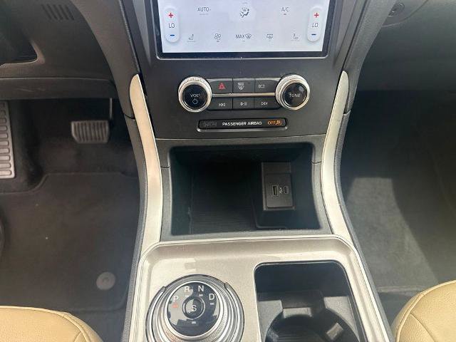 Certified 2024 Ford Edge SEL AWD/4WD image 21