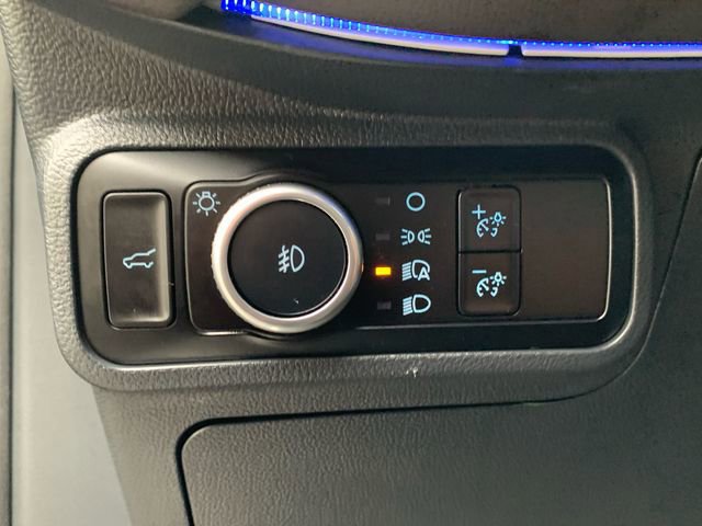 Certified 2025 Ford Explorer Platinum image 32