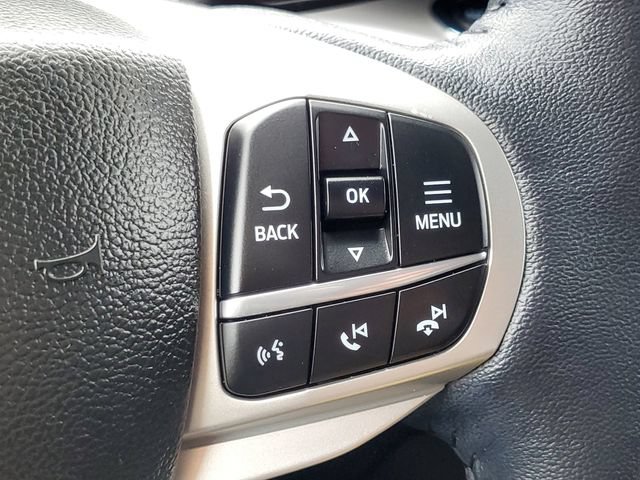 Certified 2023 Ford Explorer XLT w/ Equipment Group 202A AWD/4WD image 18