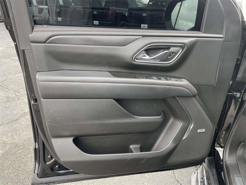 Used 2024 Chevrolet Tahoe RST w/ RST Performance Edition image 15