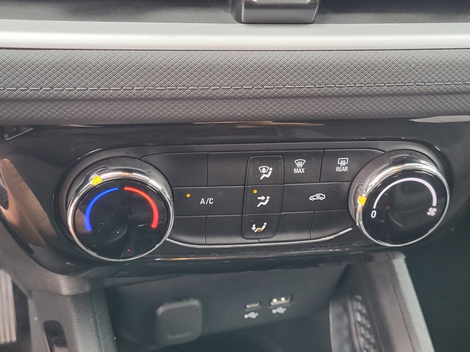 Used 2024 Chevrolet TrailBlazer LT image 22