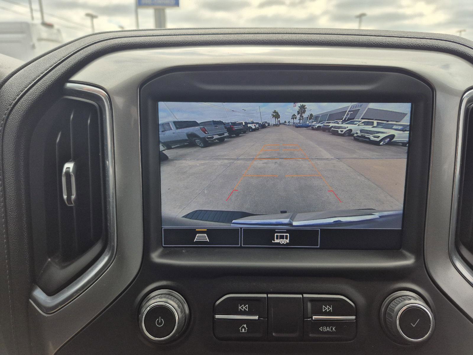 Used 2021 Chevrolet Silverado 1500 LT w/ Texas Edition Plus image 15