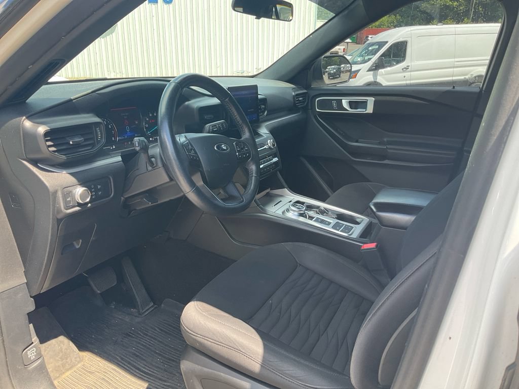 Certified 2020 Ford Explorer XLT RWD image 15