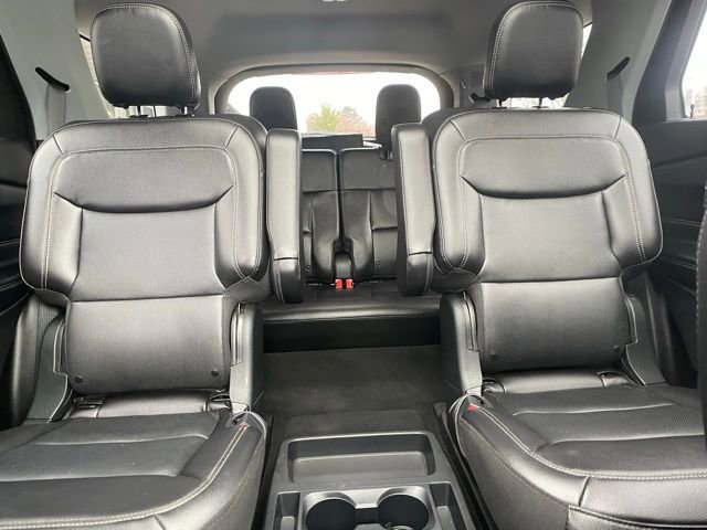 Certified 2021 Ford Explorer Limited w/ Hybrid Equipment Group 310A AWD/4WD image 38