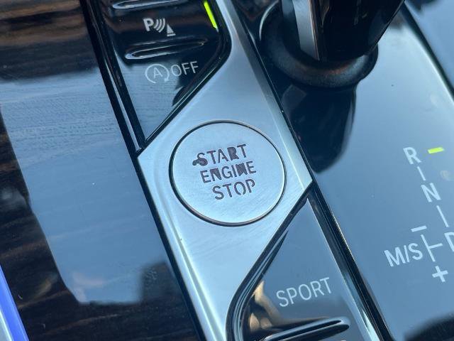 Used 2020 BMW X5 xDrive40i w/ M Sport Package image 14