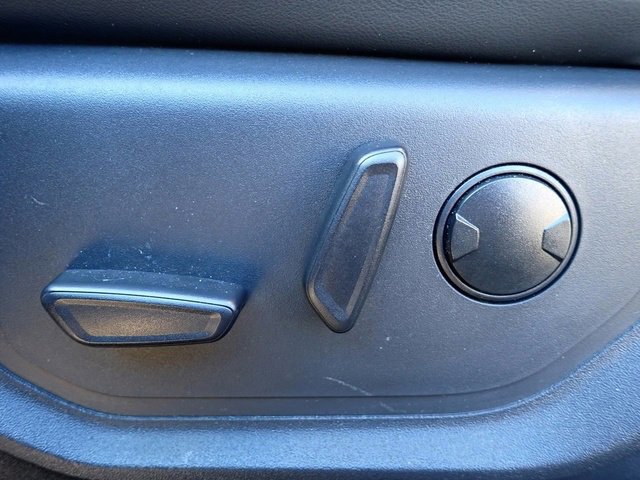 Certified 2023 Ford Expedition XLT image 24