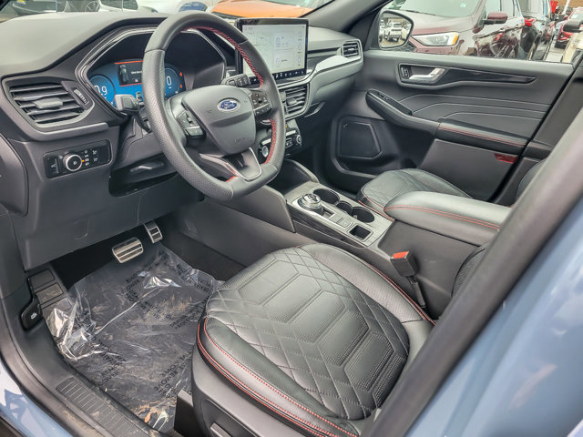 Certified 2024 Ford Escape ST-Line Elite w/ Premium Technology Package image 11