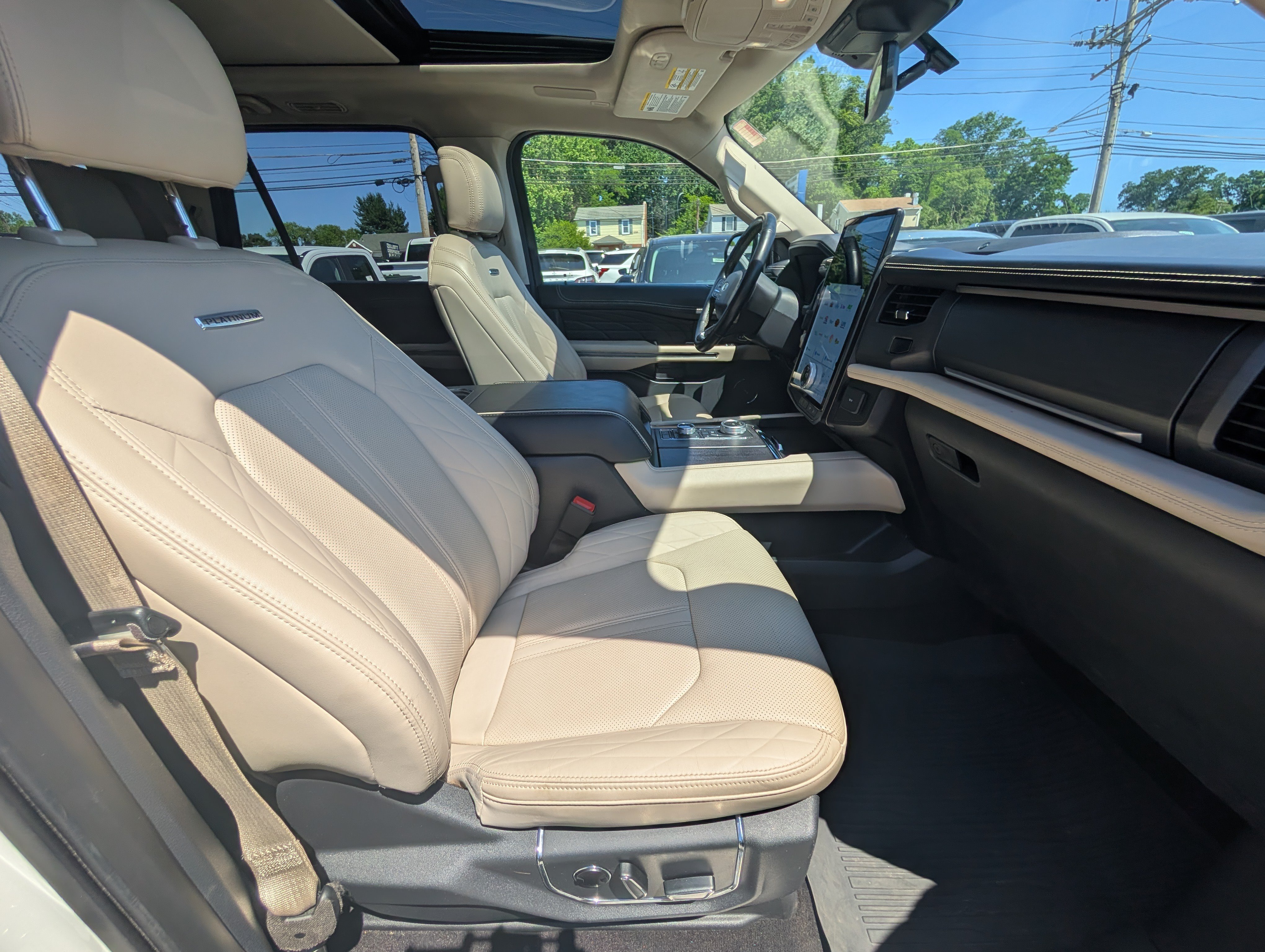 Certified 2023 Ford Expedition Max Platinum AWD/4WD image 12