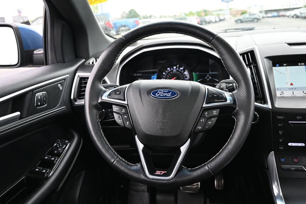 Certified 2019 Ford Edge ST w/ Equipment Group 401A AWD/4WD image 34