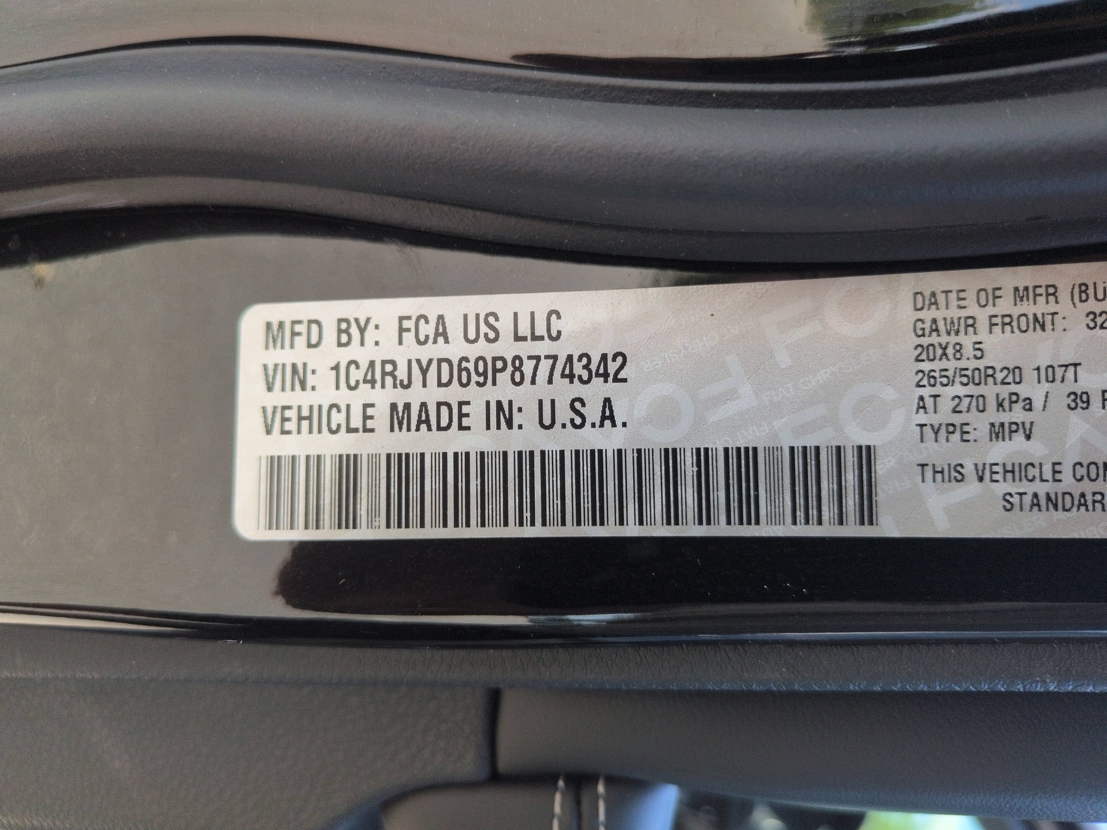 Used 2023 Jeep Grand Cherokee Overland AWD/4WD image 39