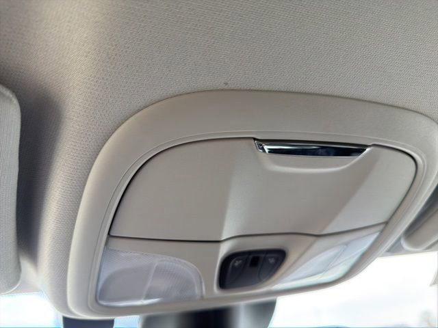 Used 2021 Jeep Cherokee Latitude Plus image 26