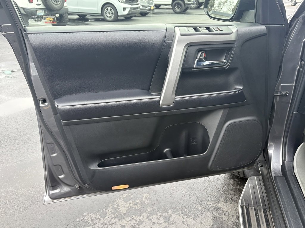 Used 2019 Toyota 4Runner SR5 image 13