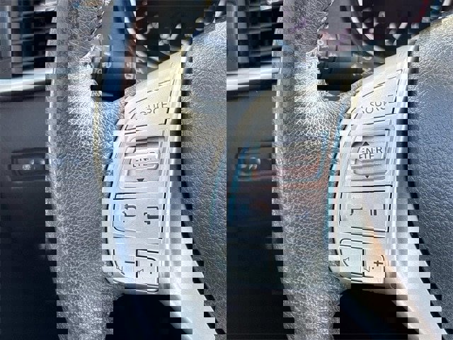 Used 2016 Nissan Rogue SL w/ SL Premium Package image 30