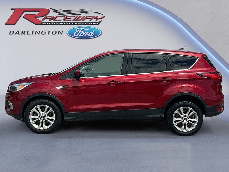 Certified 2019 Ford Escape SE FWD image 2