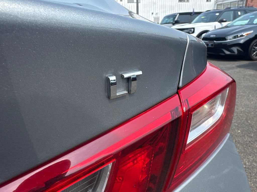 Used 2024 Chevrolet Malibu LT FWD image 12