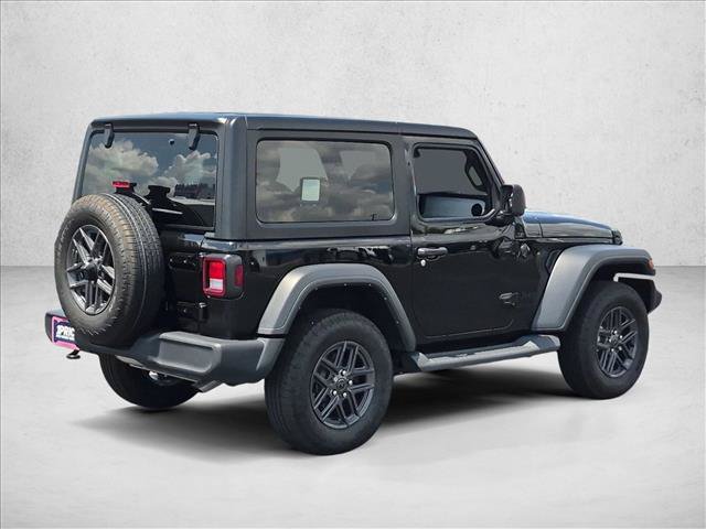 Used 2025 Jeep Wrangler Sport AWD/4WD image 5