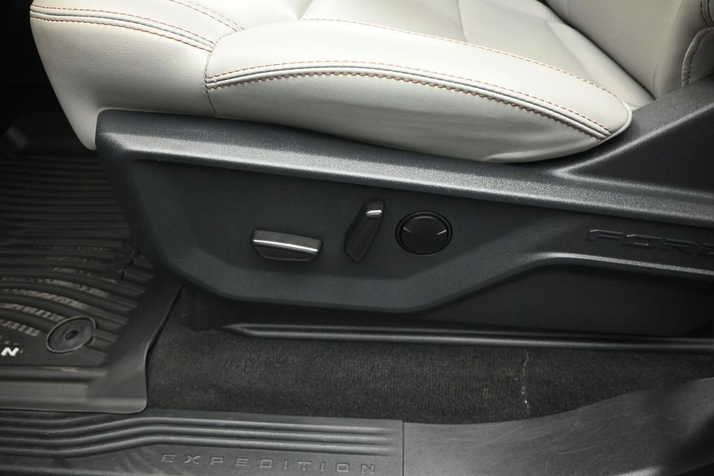 Certified 2025 Ford Expedition Max Active RWD image 10