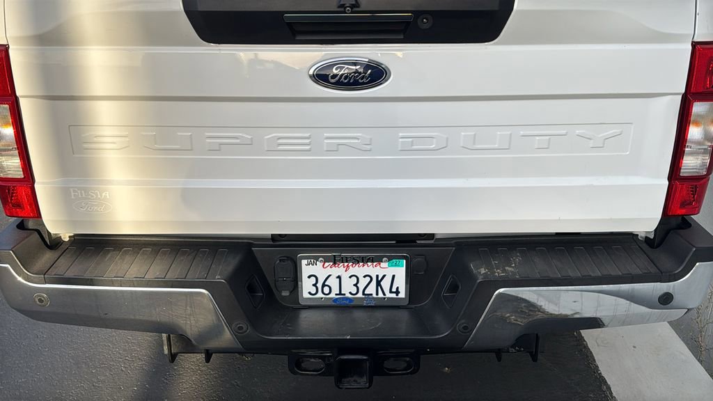 Certified 2020 Ford F350 Lariat w/ Lariat Ultimate Package AWD/4WD image 3