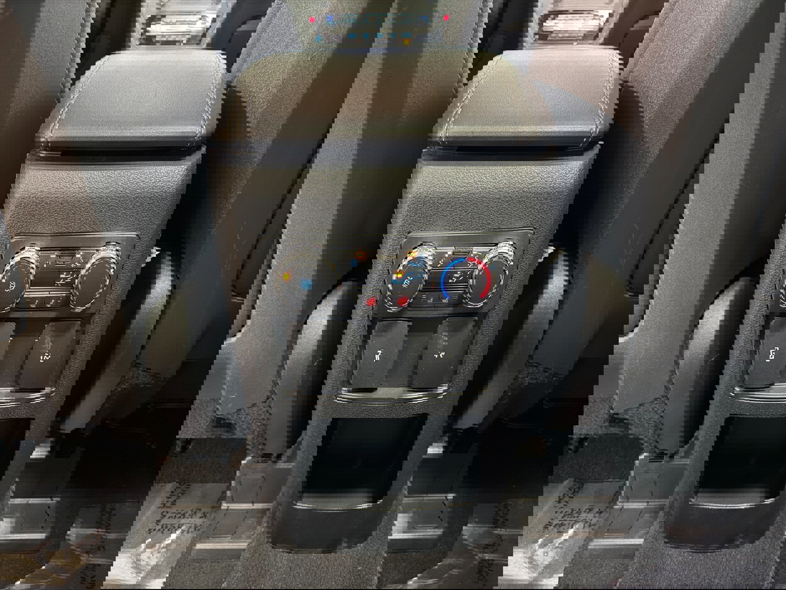 Certified 2020 Ford Explorer XLT w/ Equipment Group 202A image 14