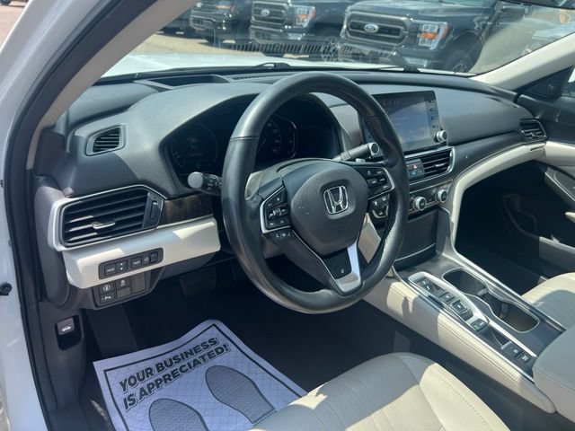 Used 2020 Honda Accord Touring image 7
