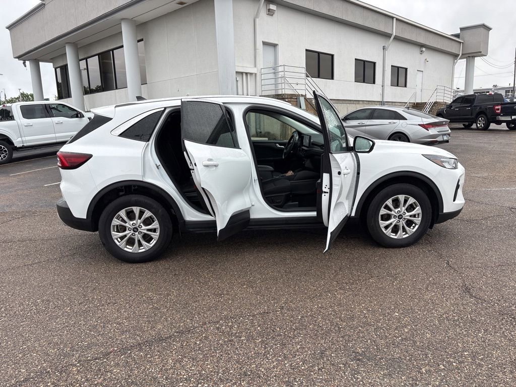 Certified 2023 Ford Escape Active w/ Tech Pack #2 AWD/4WD image 8