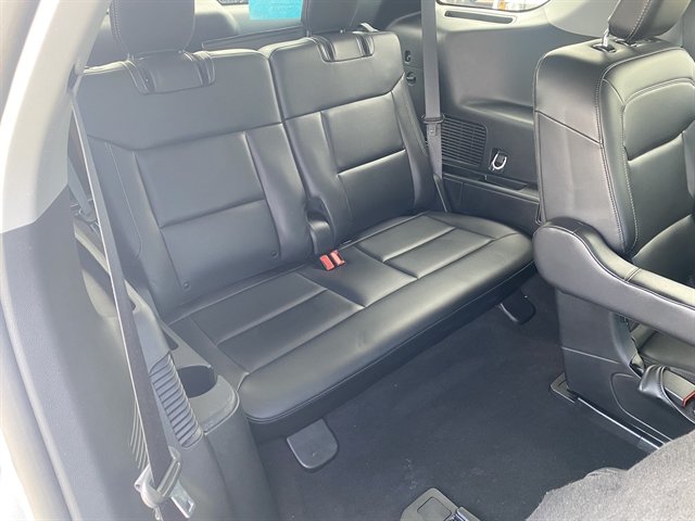 Certified 2024 Ford Explorer XLT w/ Equipment Group 202A AWD/4WD image 10